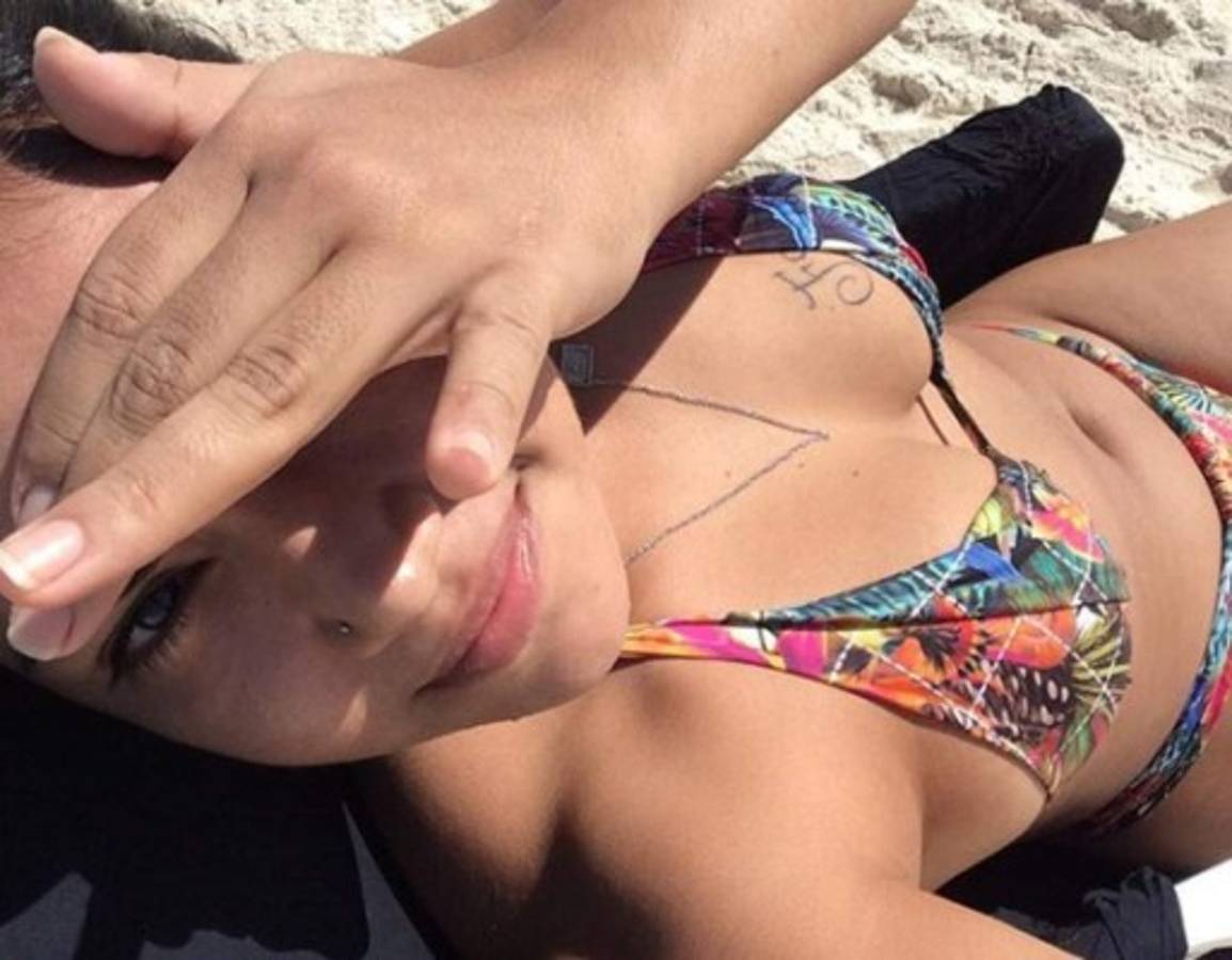 Así es Mónica Faria, la sensual hija de Romario que fue víctima de los hackers otra vez