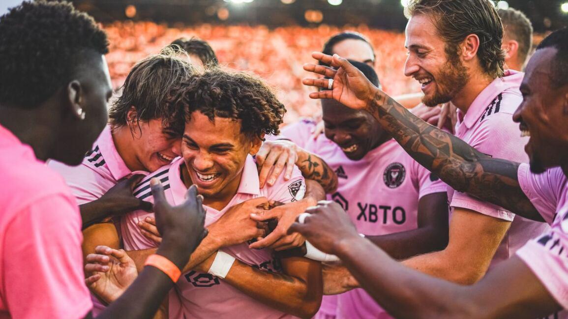 Hondureño David Ruiz destaca en el 11 ideal de la octava jornada de la MLS ¿qué pasó con Messi y Luis Suárez?