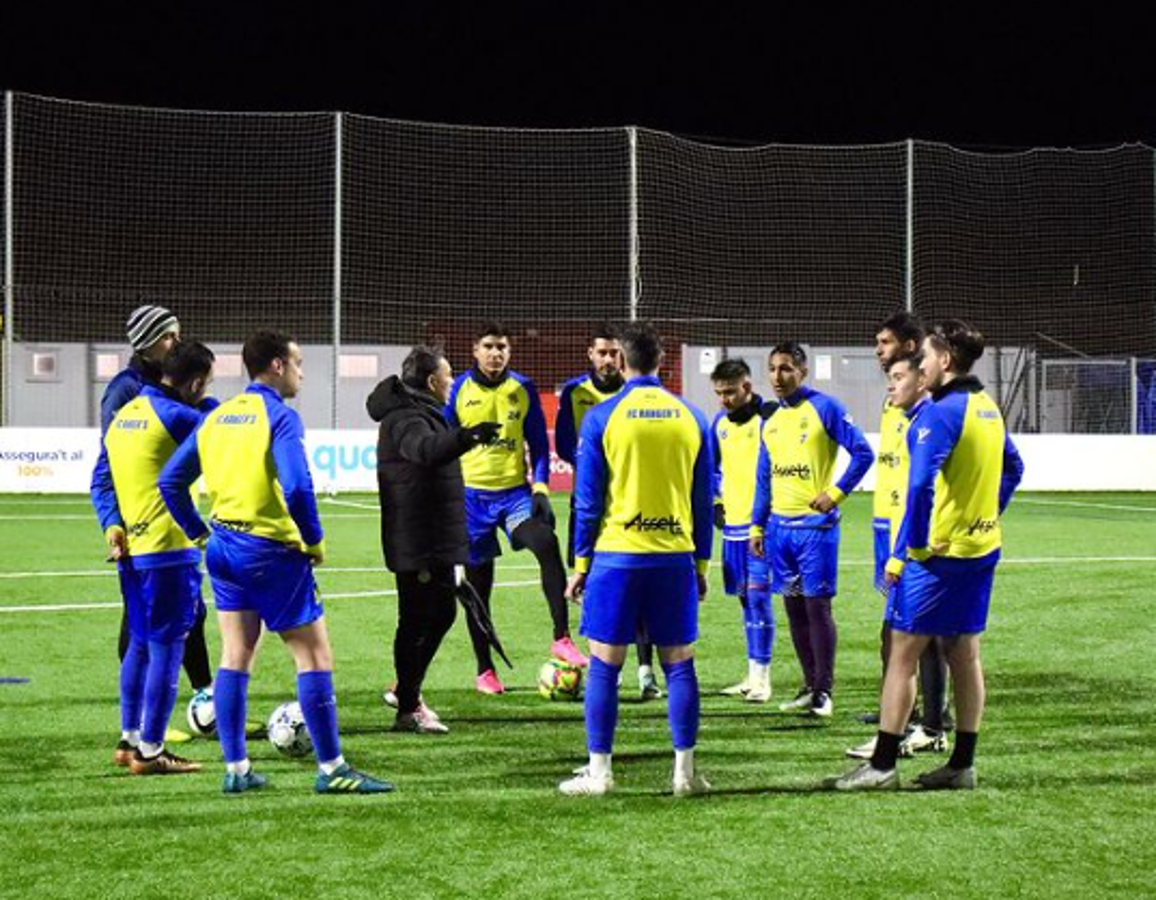 Marco Fabián sorprendió a todos: regresa a Europa para convertirse en dueño y jugador de este club