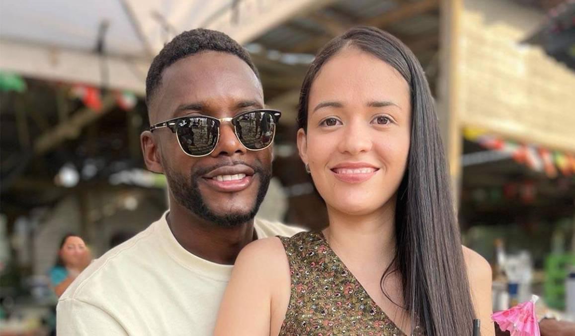 Goleador hondureño se jura amor eterno con licenciada salvadoreña en romántica boda en Puerto Cortés