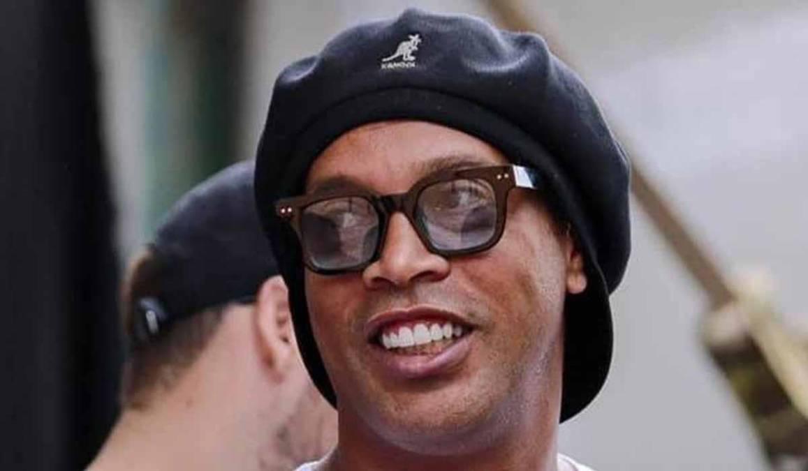 Otra vez en escándalo: el polémico negocio por el que Ronaldinho podría volver a la cárcel y la reacción del brasileño