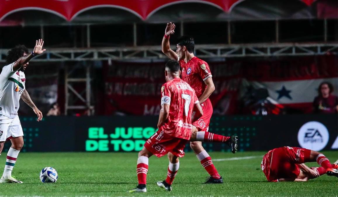 El sentido mensaje de Marcelo tras provocar dura lesión en la Copa Libertadores: “Me tocó vivir un momento difícil... ”