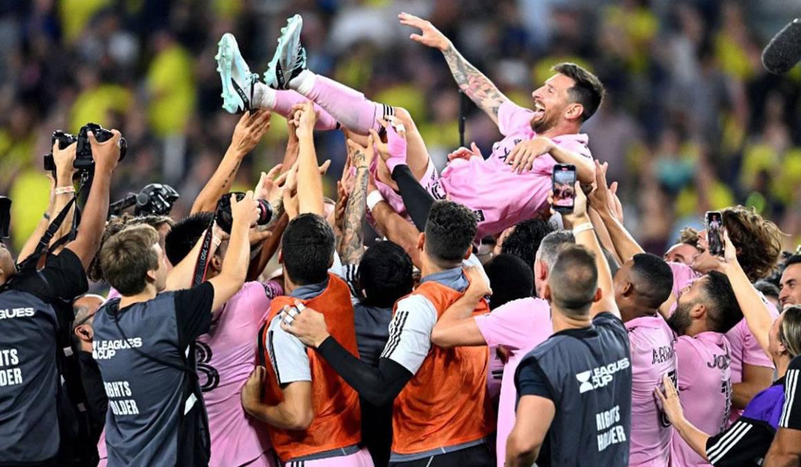 Messi ‘bautizó’ a bebé, el gesto que tuvo con jugador del Inter de Miami y el motivo por el que Antonela se hizo viral