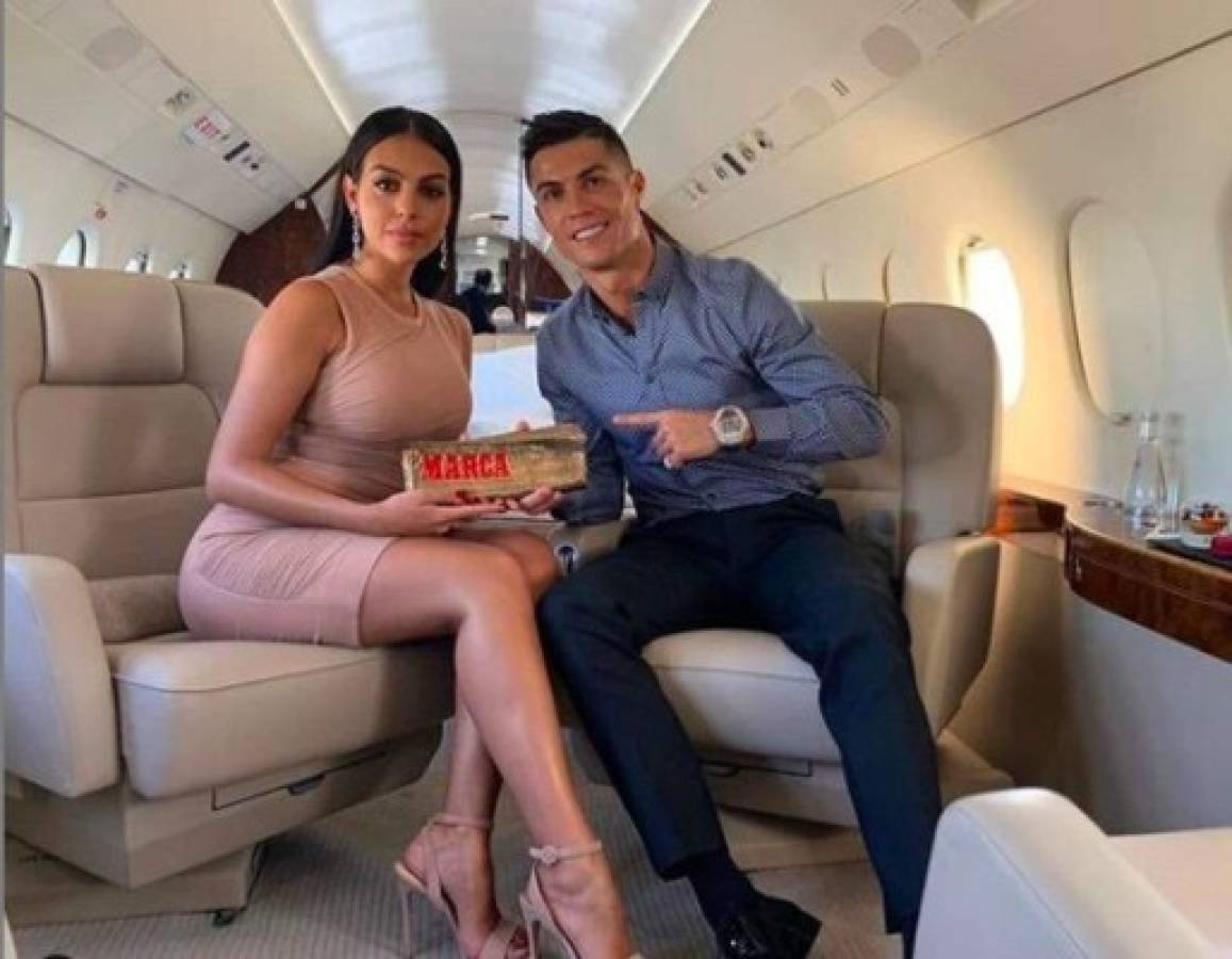 Así son los aviones privados de los famosos: Desde Neymar hasta Jennifer López y A-Rod