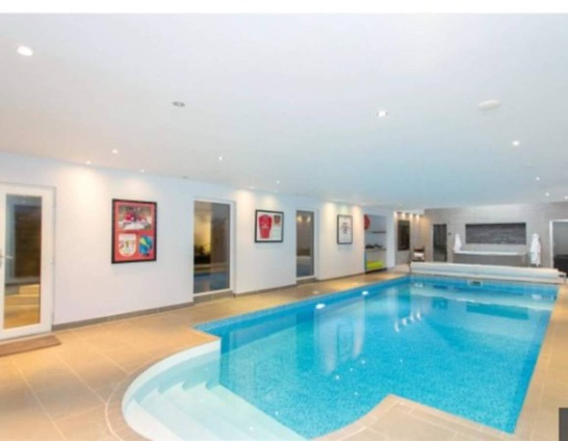 La mansión de 2.5 millones de euros que Marouane Fellaini no puede vender desde el 2017