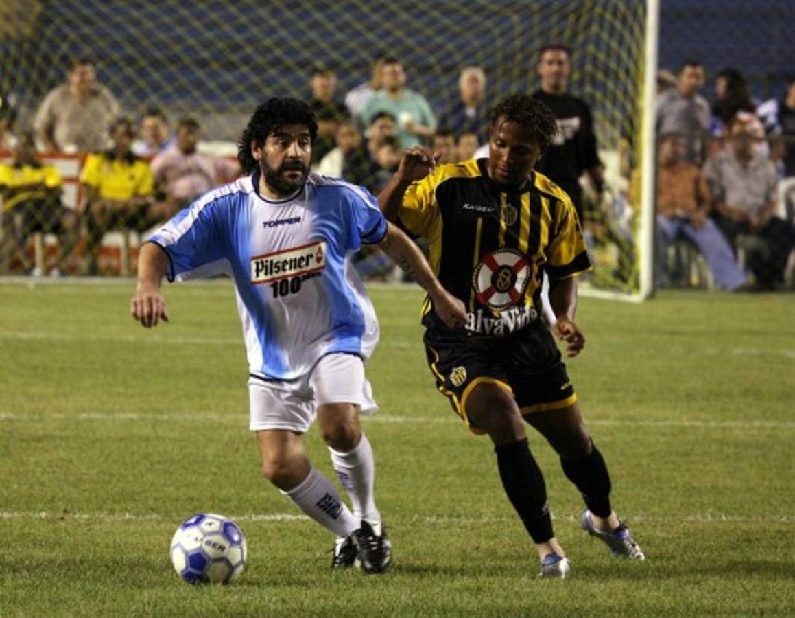 El ÀLBUM: La vida deportiva de Carlos Pavón