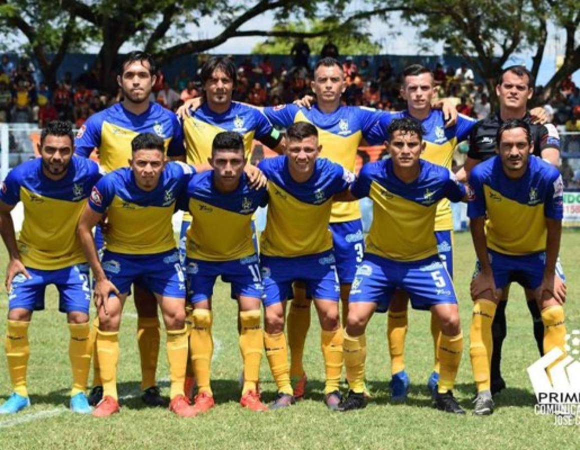 Español dirigirá en El Salvador, Saprissa se reforzará y Esteban Espíndola es noticia