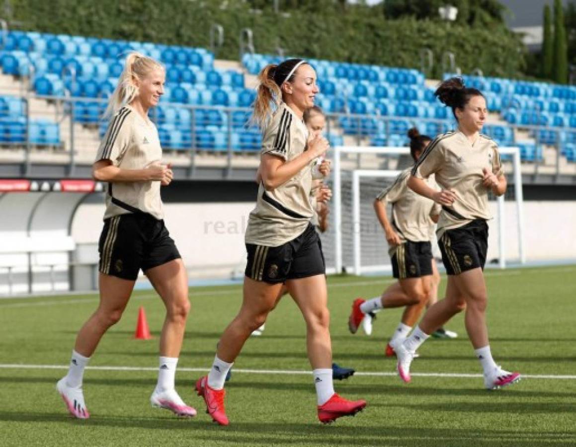 Belleza y ocho fichajes de golpe: Así fue el primer entrenamiento del Real Madrid femenino