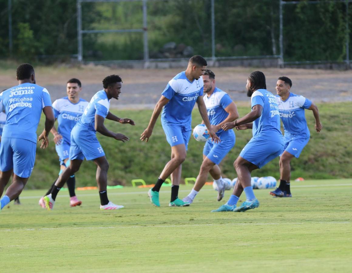 Llegó de sorpresa y otro futbolista se recuperó: Honduras sigue su preparación contra Nicaragua y Costa Rica