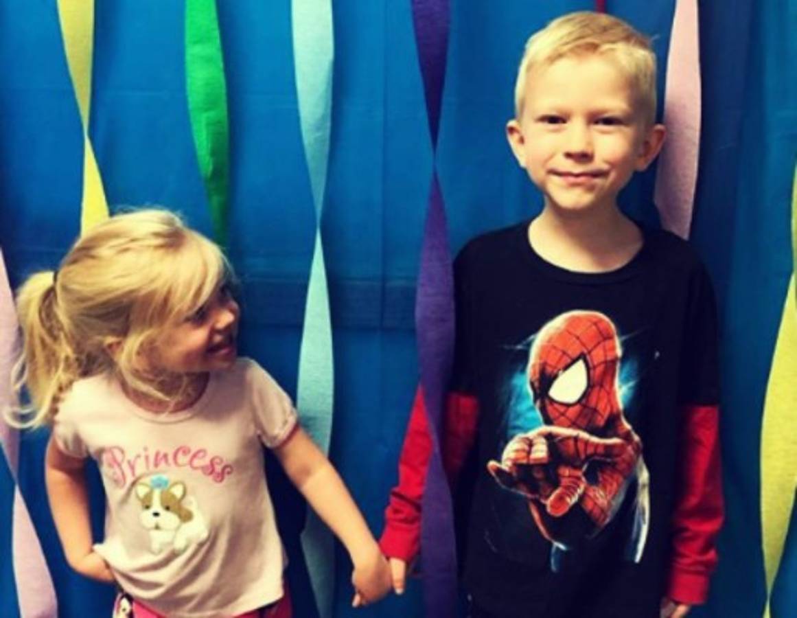 Arriesgó su vida para salvar a su hermana del brutal ataque de un perro y ahora fue reconocido por el Consejo Mundial del Boxeo