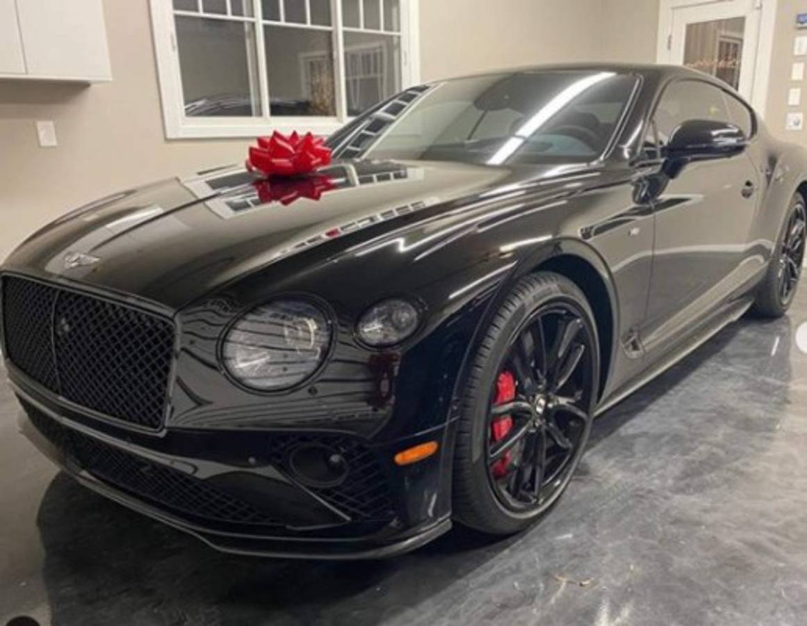 Así es la millonaria vida de Floyd Mayweather: Apuestas, jet privado, autos y sus mansiones