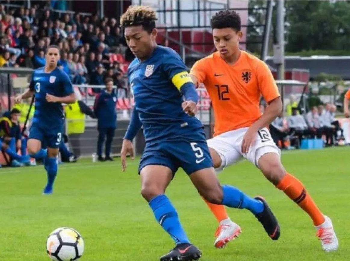 Jugó para Wolfsburgo, Honduras lo buscó y otra nación de Concacaf lo quiere rumbo al Mundial 2030 ¿Qué pasó con él?