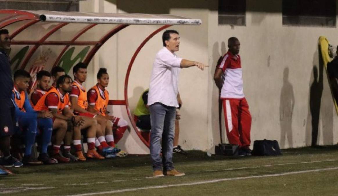 El uruguayo Fernando Araujo es nuevo entrenador del Vida