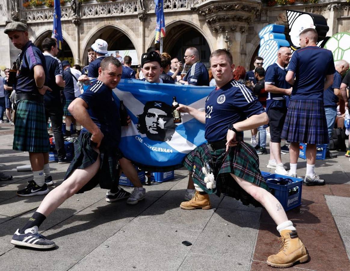 Gaitas, en faldas y con cervezas: afición de Escocia se toma Múnich previo al partido ante Alemania en la Eurocopa 2024