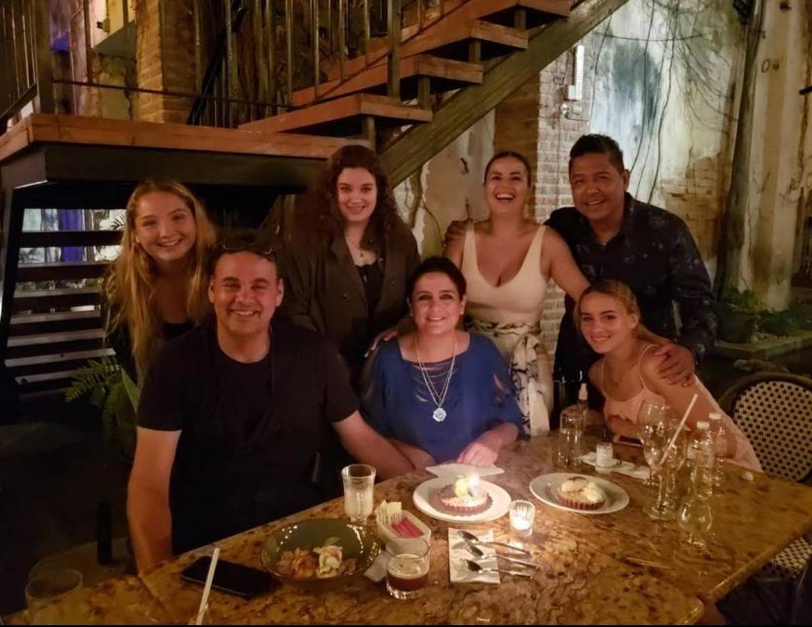 Su jugoso salario, autos y casa exclusiva: Así es la vida de lujos que lleva David Faitelson ¿Por qué no vive en México?