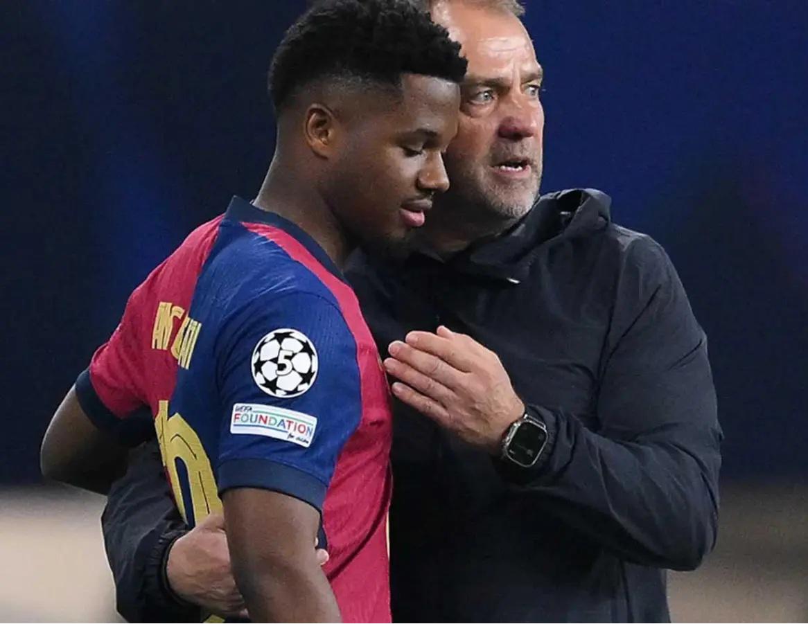 Hansi Flick pide que lo regalen o venda: el jugador que no quiere ni ver en Barcelona y el club toma decisión