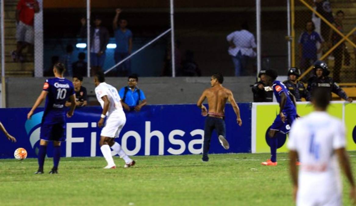 Gol de Erick Andino es nominado por ESPN como el mejor de la semana