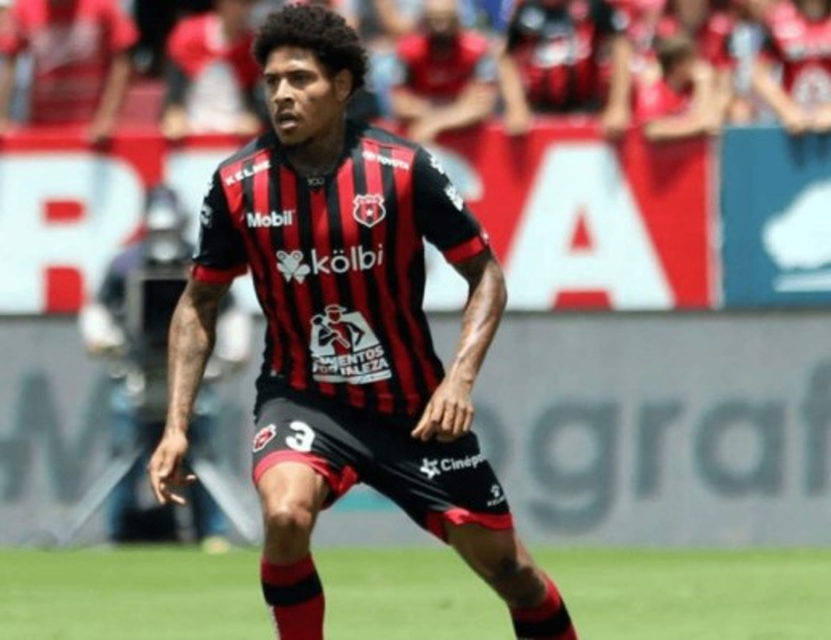 ¡Suma uno más! Las polémicas que han rodeado la carrera de Henry Figueroa