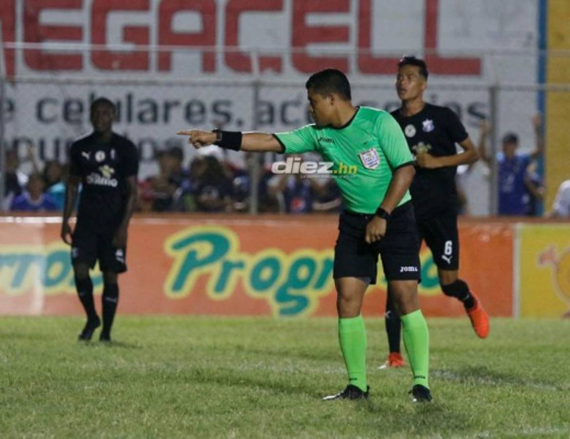 NO VISTE EN TV: Bronca en el Morazán, el festejo de Diego Vázquez y el penal a Galvaliz