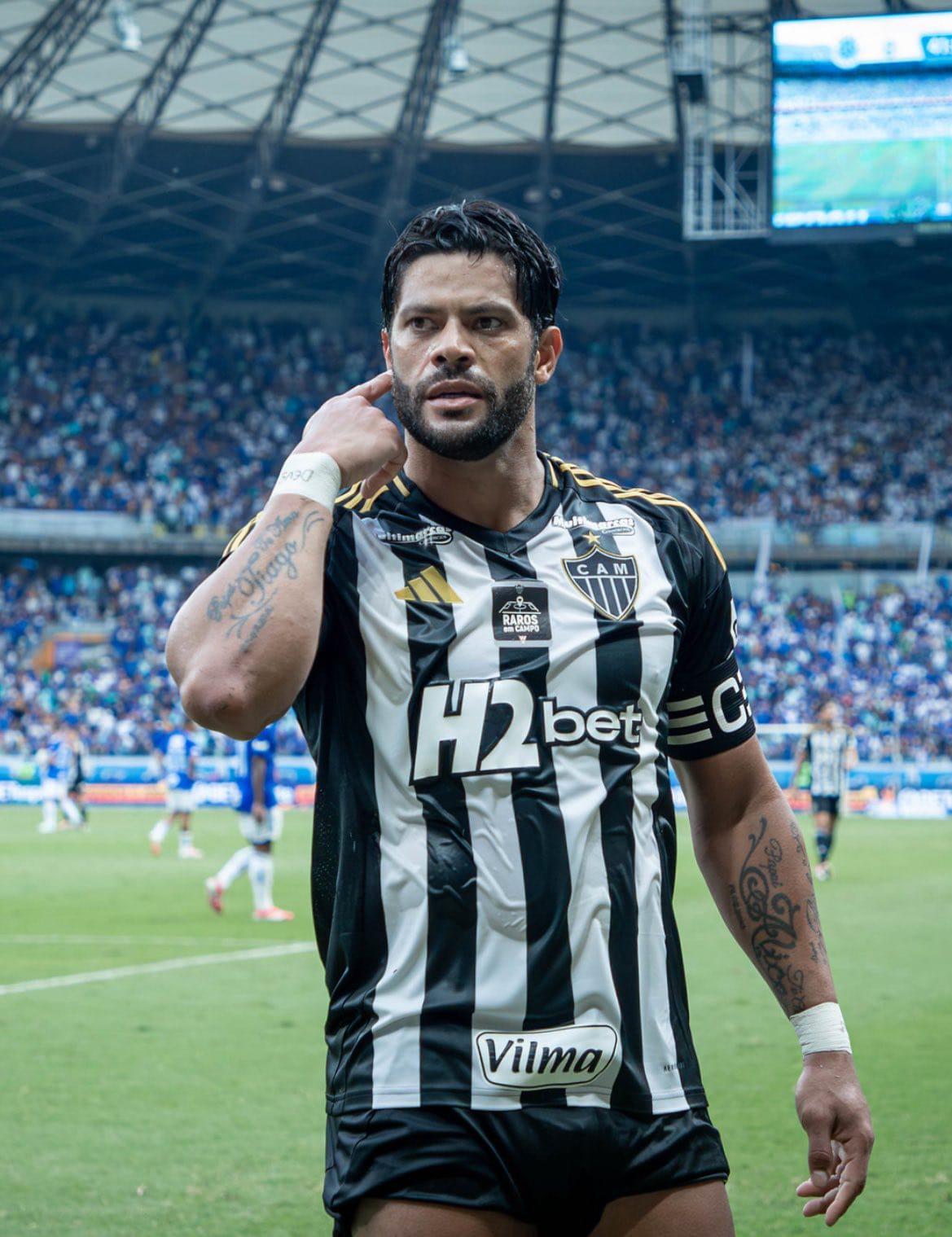 El entrenamiento extremo de Hulk en Brasil para mantener su espectacular físico a sus 38 años ¿De qué se trata?