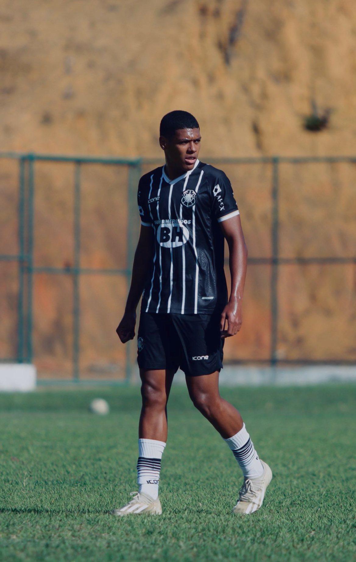 ¡Rumbo a la élite! Joven brasileño que desea jugar con Honduras tiene nuevo club y se acerca al profesionalismo