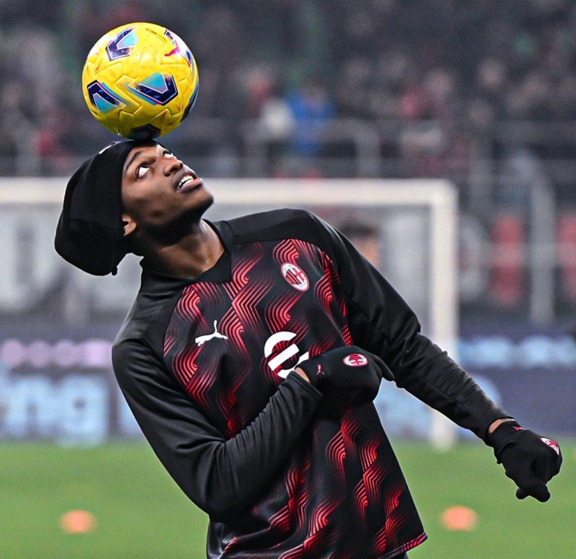 Futbolista es echado del Barcelona, el recambio de Mbappé y Choco Lozano toma decisión en España