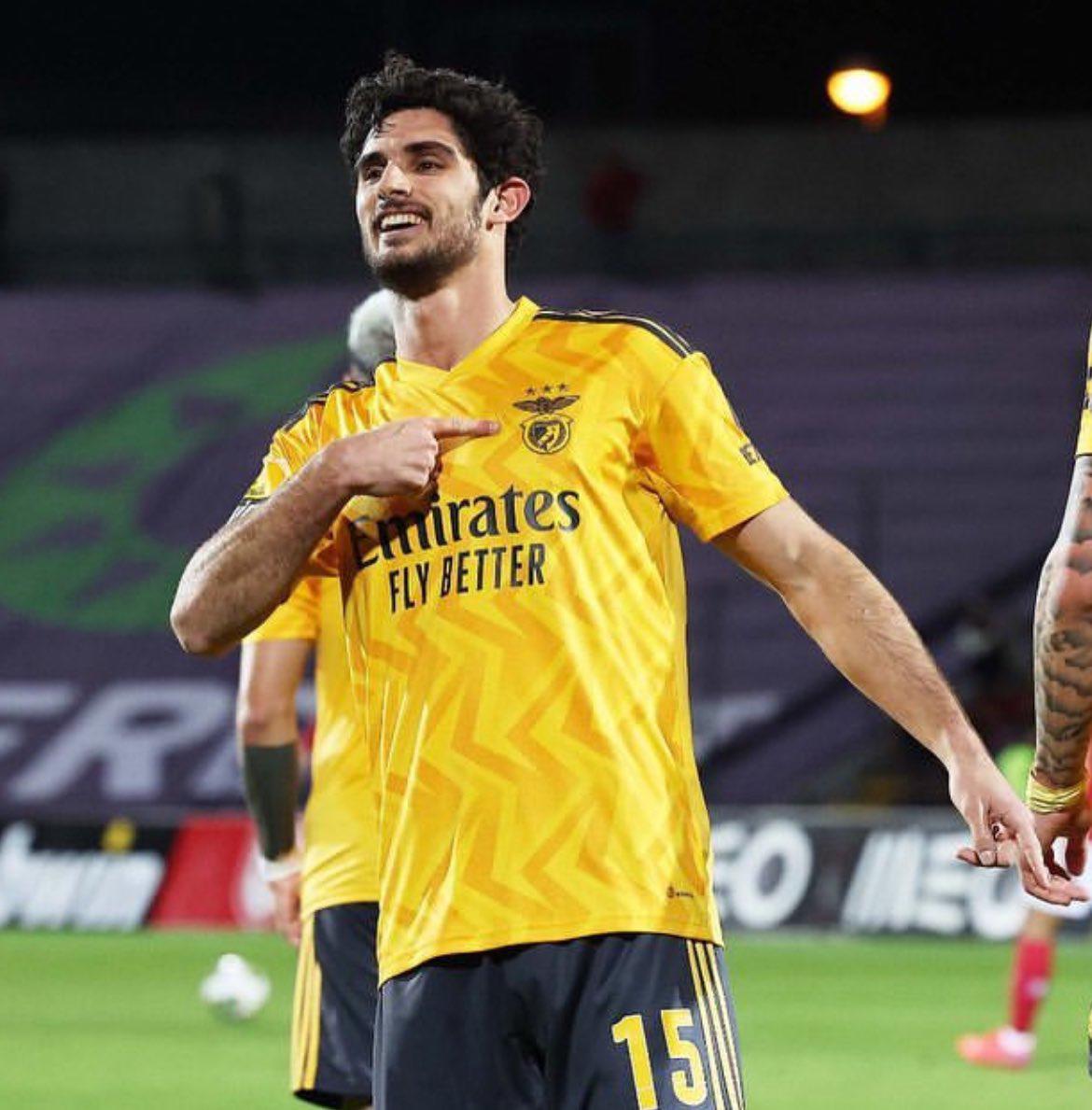 Ofrecen jugador ‘casi retirado’ al Barcelona, golpe de Mbappé al Real Madrid y Benzema con inesperado destino