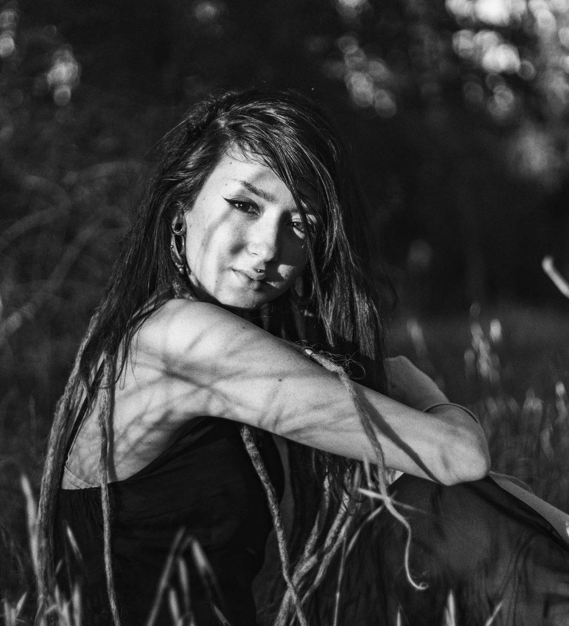 Hallan sin vida a la joven secuestrada por Hamas: el anuncio de su madre y cómo fue la última llamada