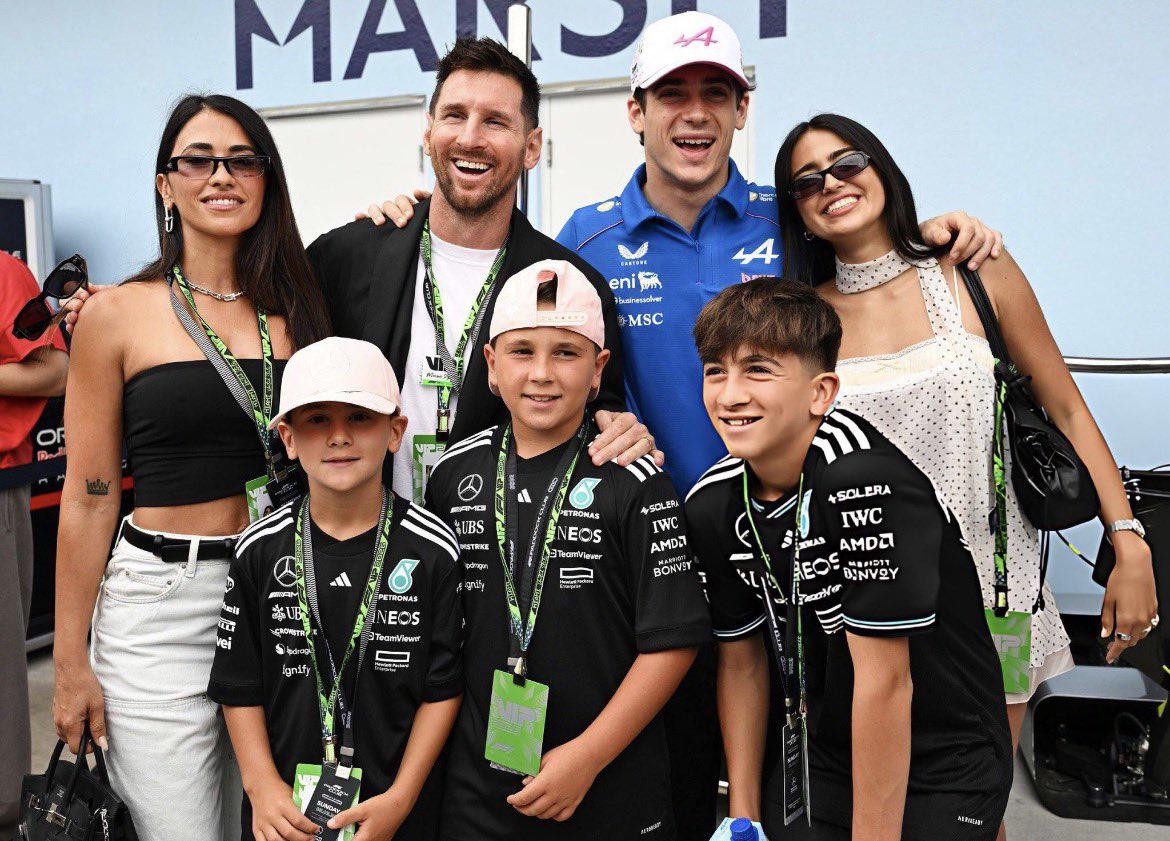 Messi asistió por primera vez al GP de la Fórmula 1: así llegó con Antonela al evento en Miami y acaparó todos los lentes