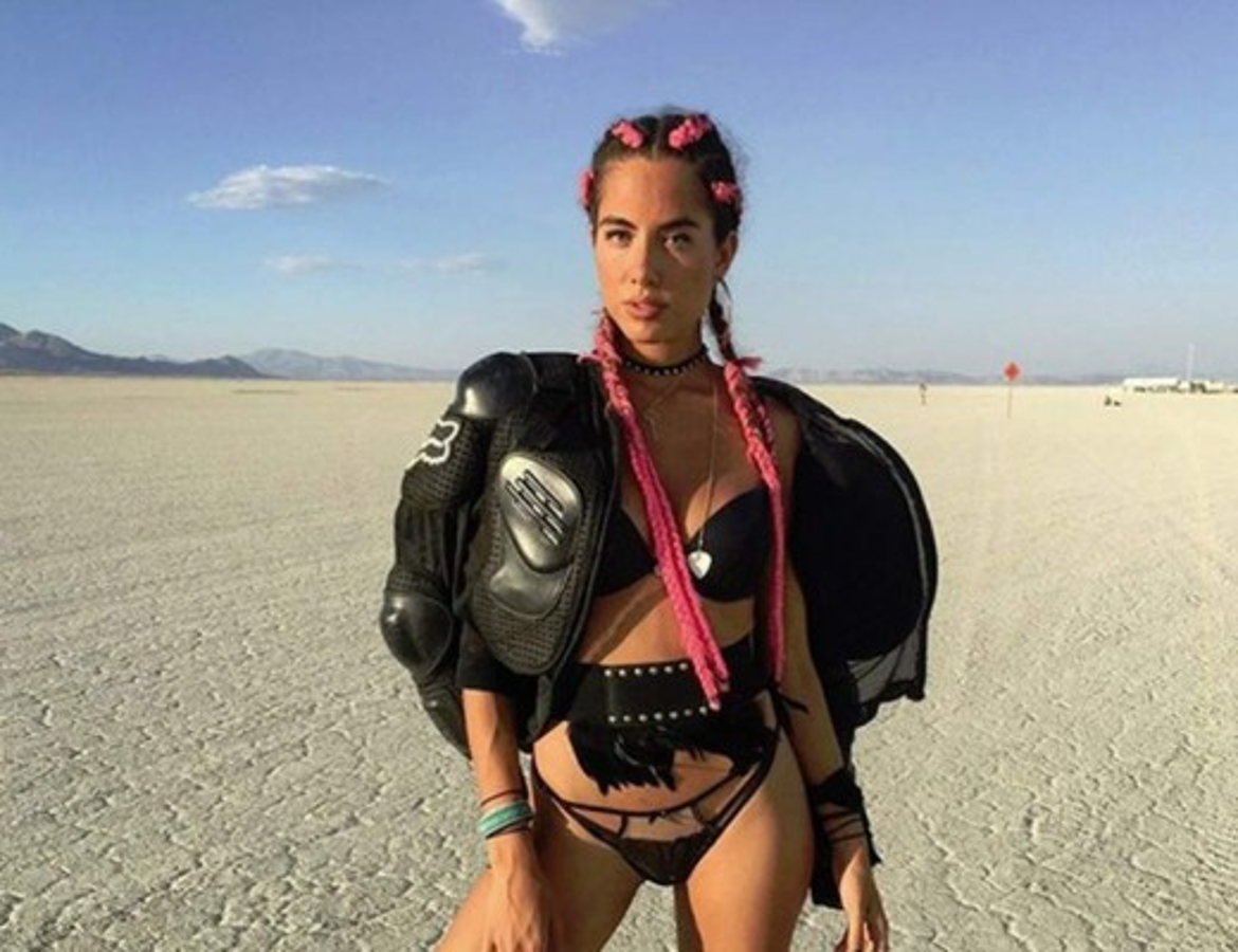 ¡Doctorcita! Flamante fichaje del AC Milán y su bella novia Irene González