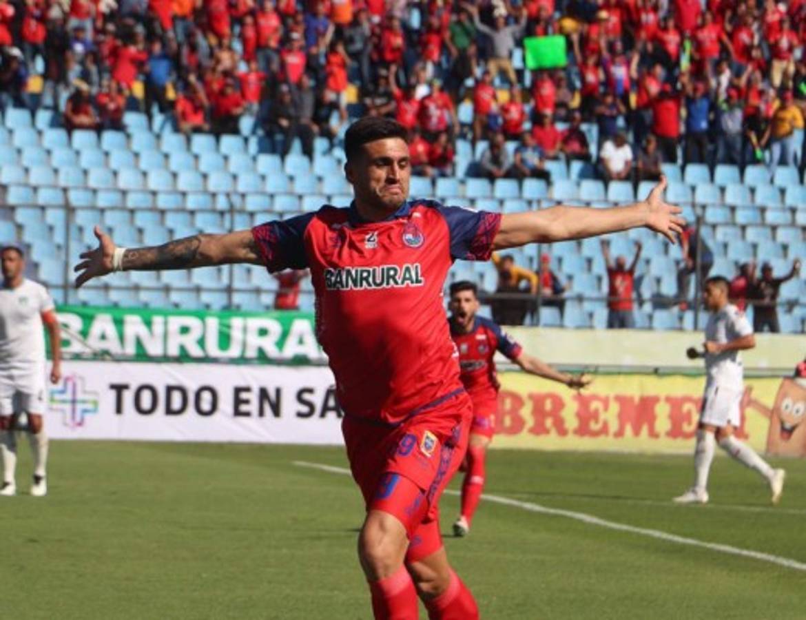 Fichajes: Hondureño que estaba en Europa ya entrena con Motagua y Olimpia se refuerza