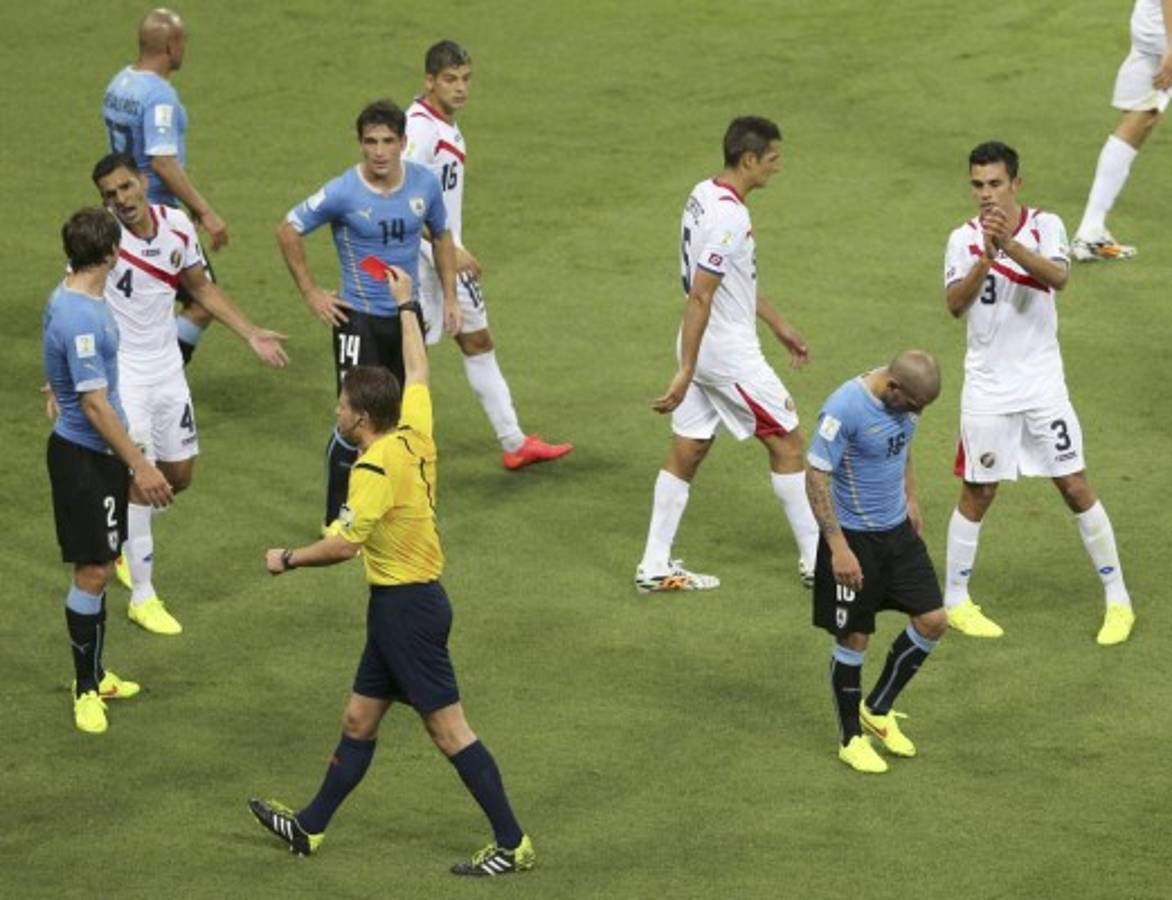 Los ticos celebran a lo grande su espectacular debut