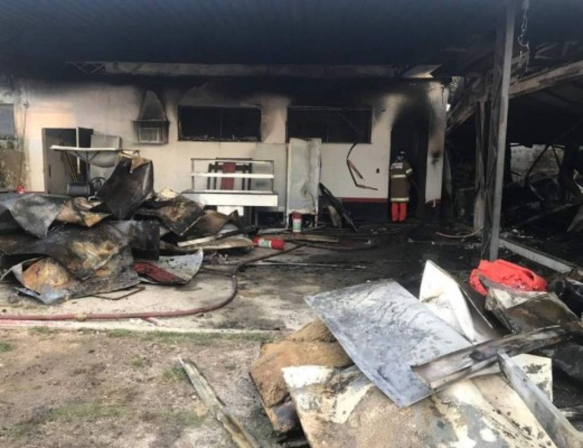 Desgarradoras imágenes: Tristeza y llanto en complejo del Flamengo tras voraz incendio
