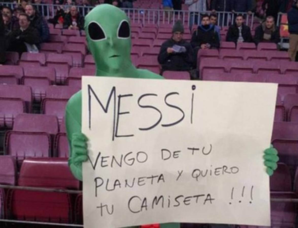Las pancartas más insólitas y graciosas en estadios de fútbol
