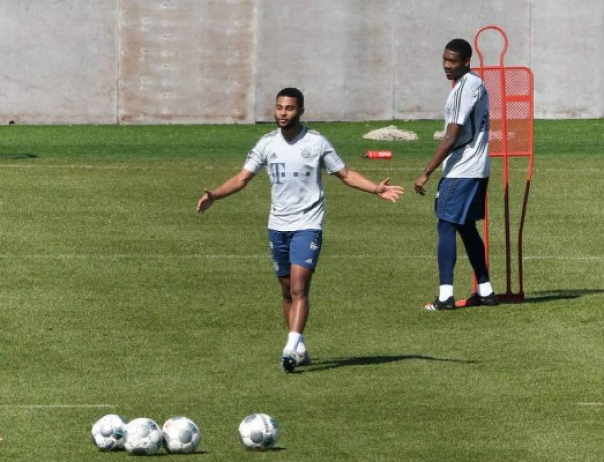 ¿Y el coronavirus? Sin abrazos y en grupos, así fue el entrenamiento del Bayern Munich