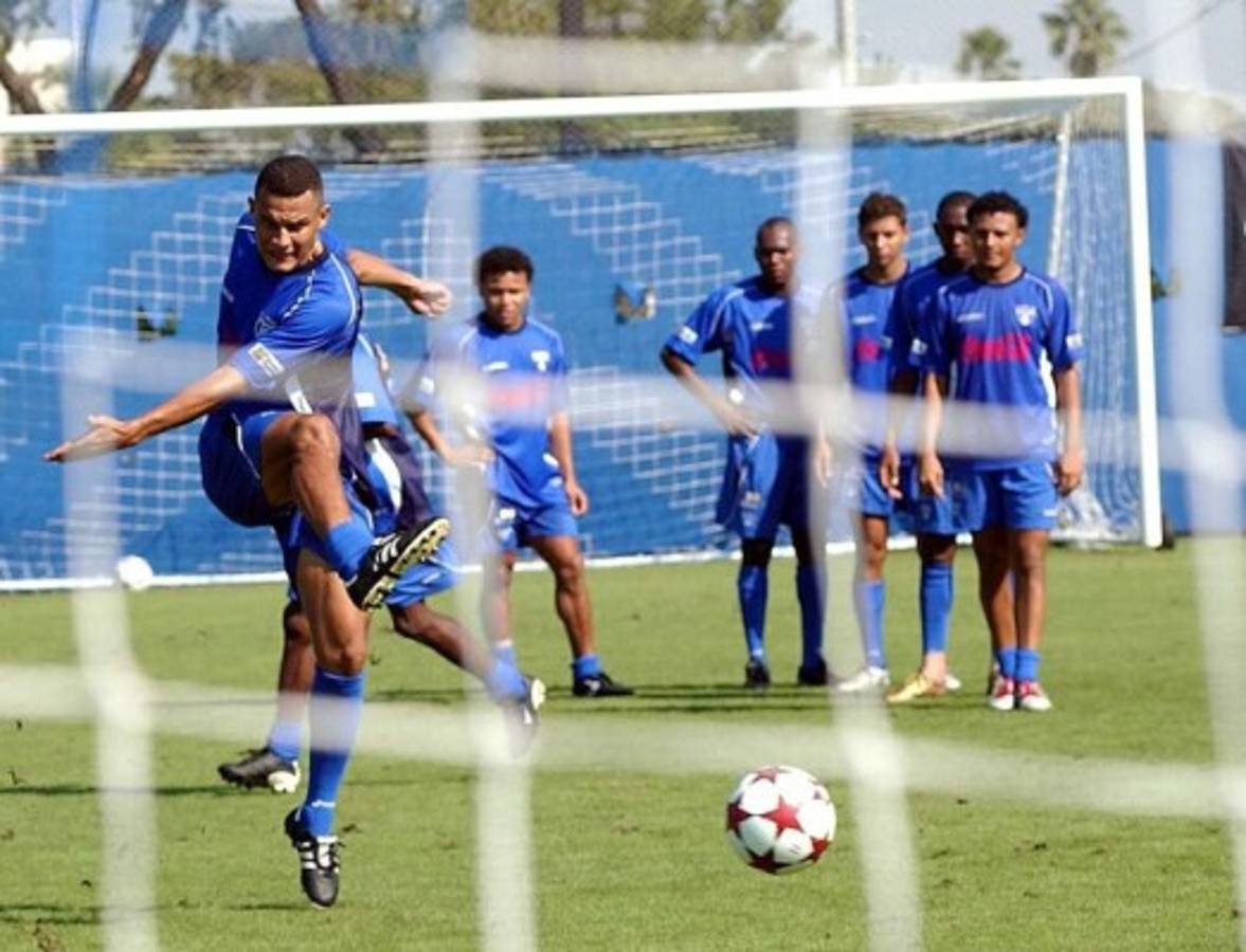 La convocatoria que desató polémica en Honduras en el 2003 con dos naturalizados