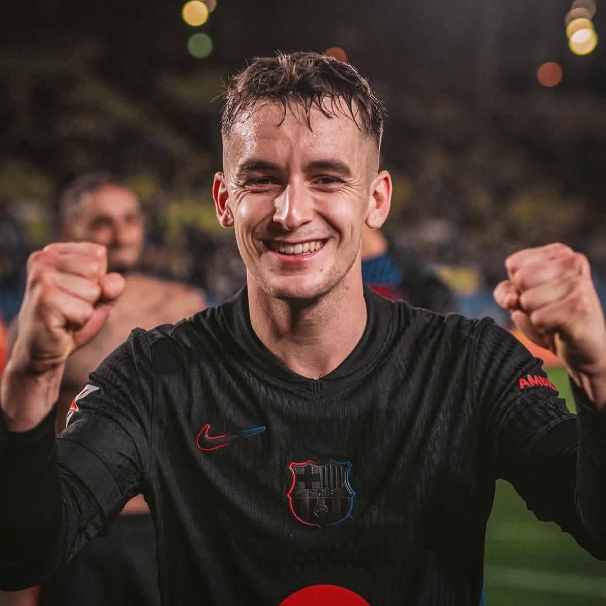 Barrida en Barcelona y el que Flick no quiere ni ver tras el fracaso en Champions League: 8 se van y los fichajes