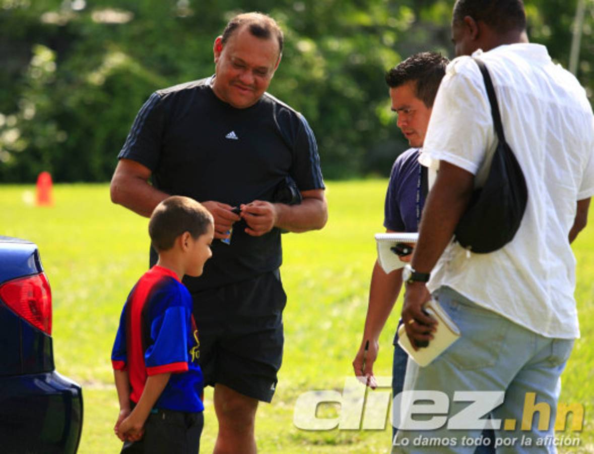 Aldea SOS visita al Real España.