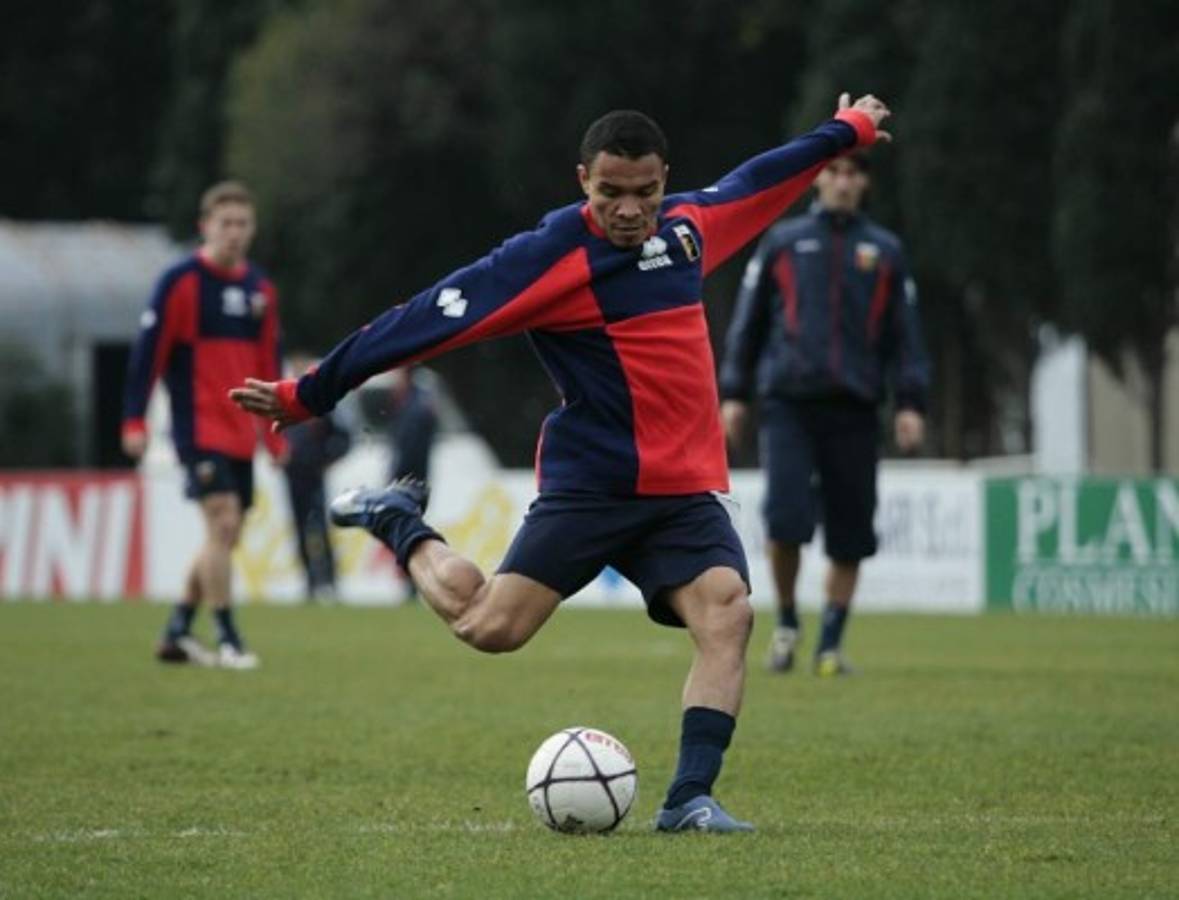 ¡Top! Grandes clubes de Europa que pudieron fichar a futbolistas hondureños en el pasado