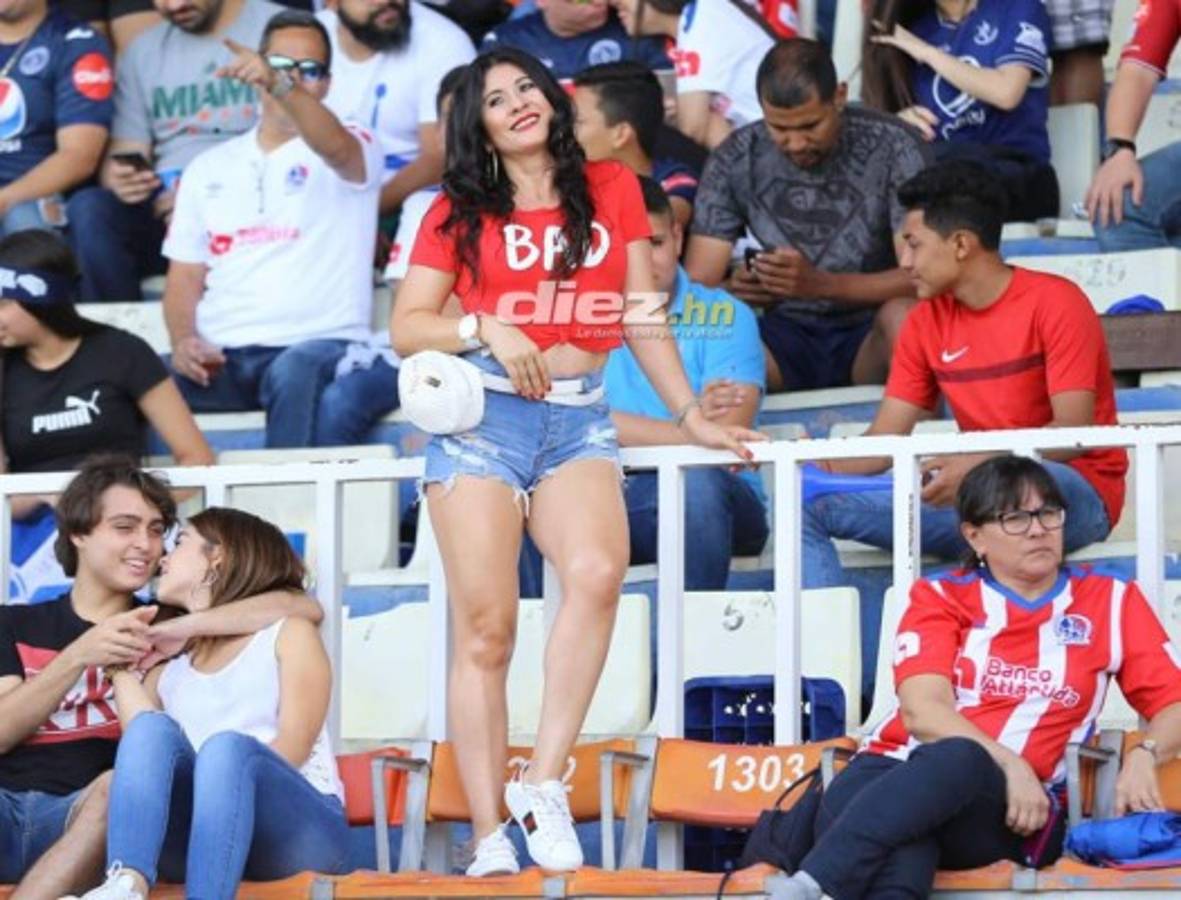 ¡Qué linda final! Las chicas que se robaron las miradas previo al Motagua-Olimpia