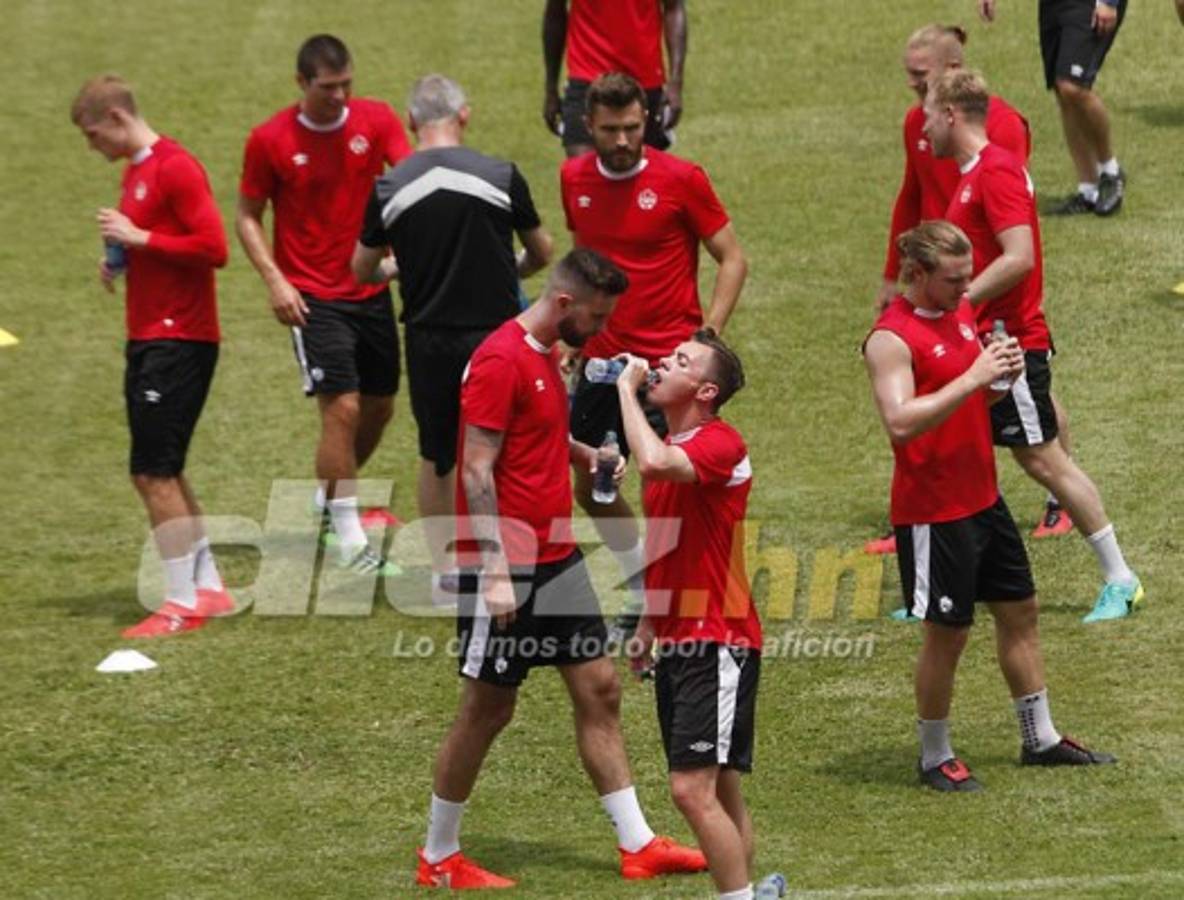 Jugadores de Canadá sintieron el rigor del clima de San Pedro Sula