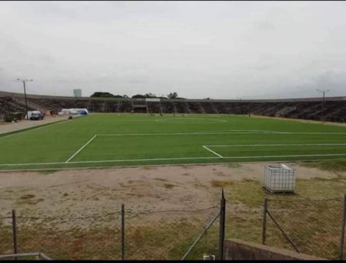 ¡Irreconocible! Con grama sintética y pista olímpica, así marcha la remodelación al estadio Roberto Suazo Córdova de La Paz