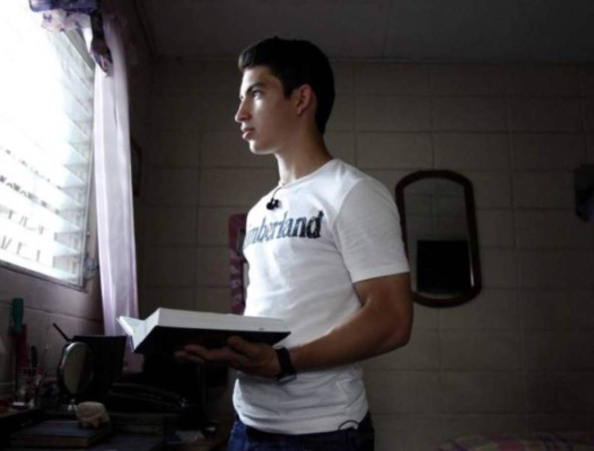 Con un nuevo fichaje en la iglesia: futbolistas hondureños que se declararon cristianos y sirven a Dios