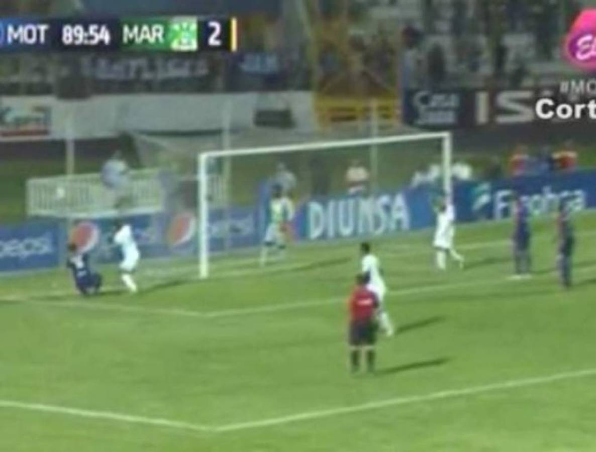 ¿Fue o no penal de Israel Silva contra Héctor Castellanos?