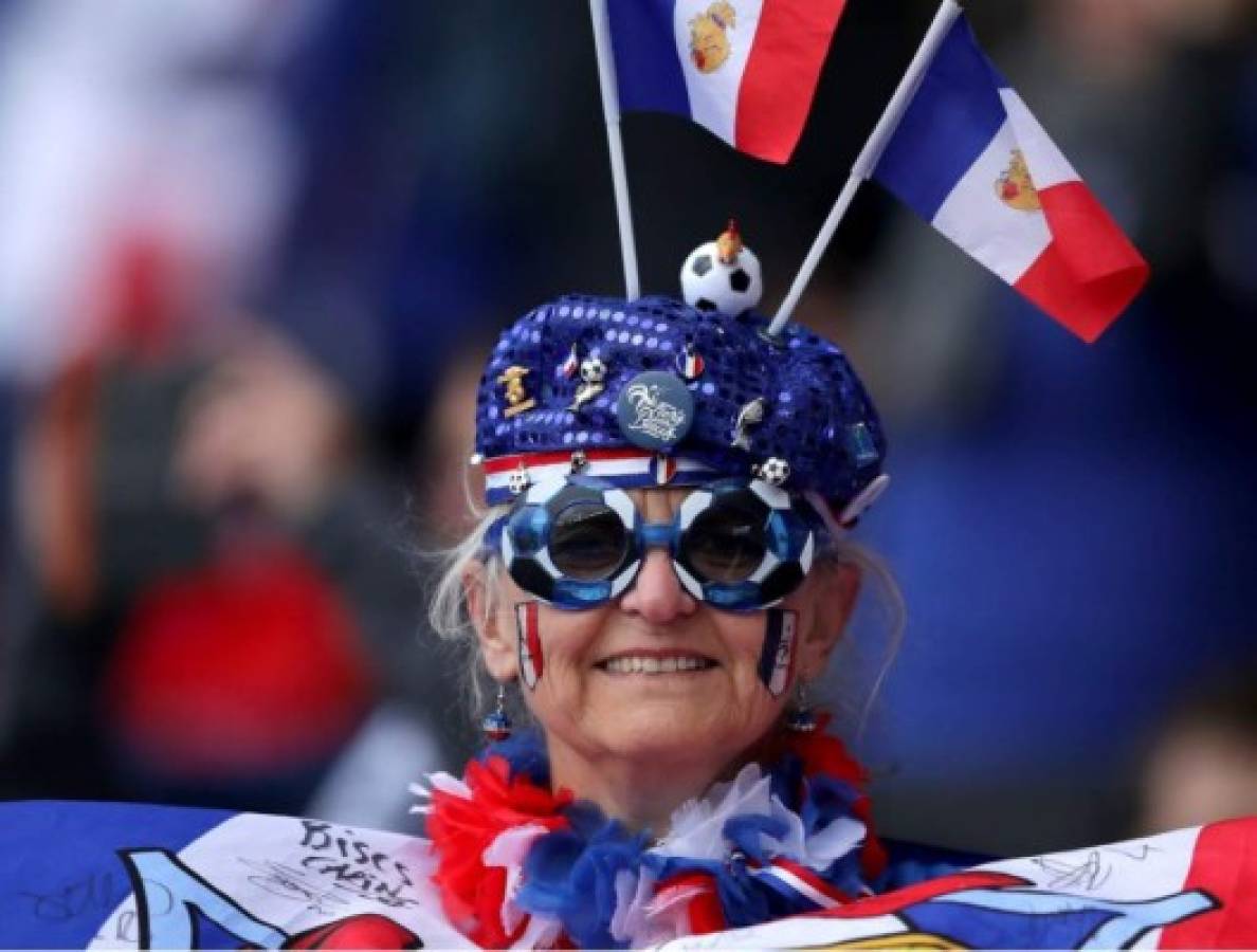 Baile, música y emoción: Francia arrolla en su debut en el Mundial Femenino  