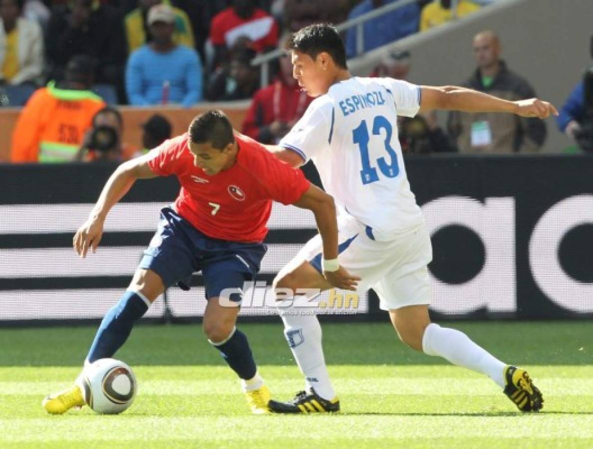 EN FOTOS: Las 20 inolvidables imágenes de Roger Espinoza con la camisa de Honduras