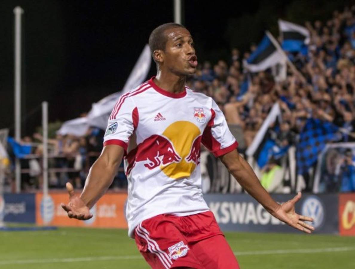 Los futbolistas centroamericanos que juegan en la MLS