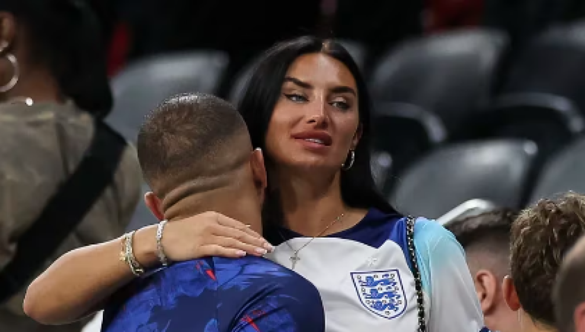 Fue infiel a su esposa y también a la amante: Sale a la luz la triple vida de futbolista del Manchester City