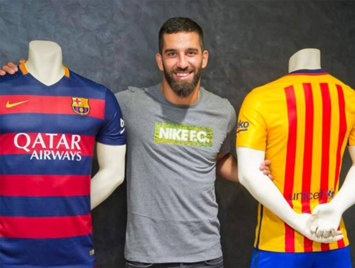 La presentación Arda Turan, nuevo fichaje del FC Barcelona,