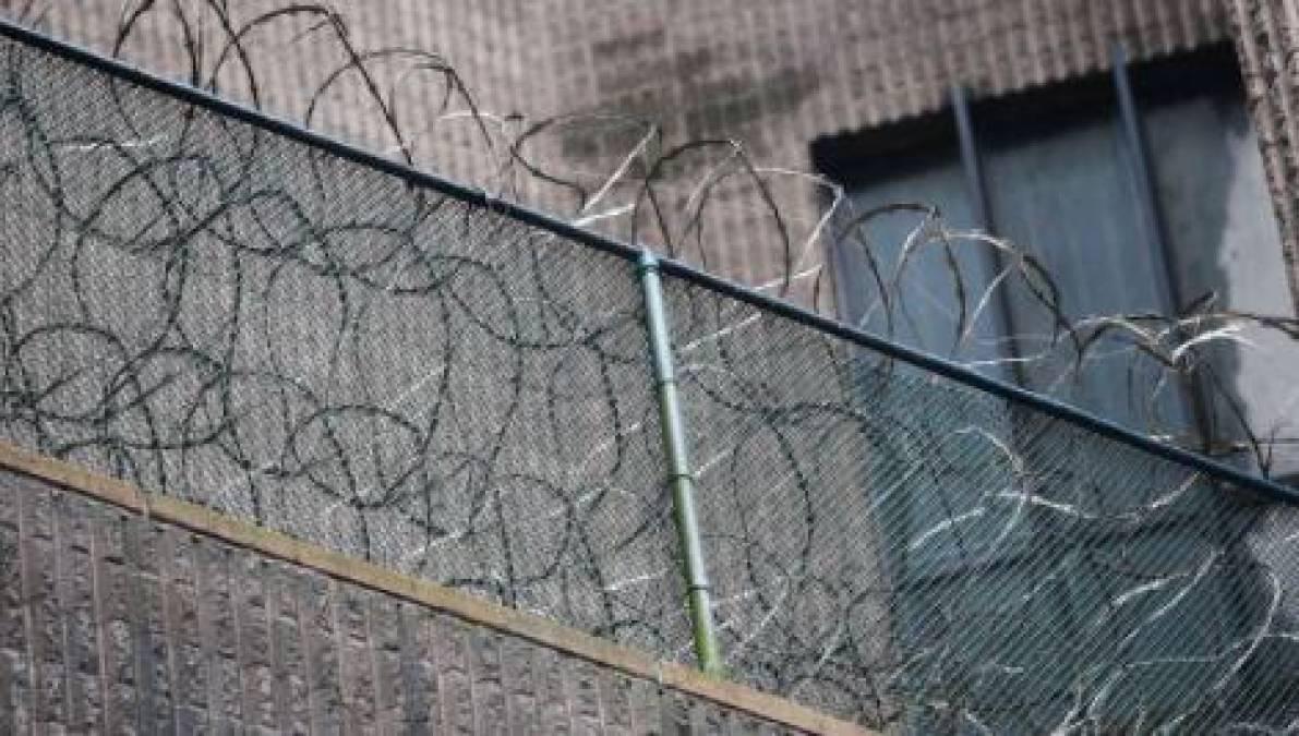 Juicio de Juan Orlando Hernández: El cuartito donde guarda prisión y cómo vistió en sus primeras audiencias el ex presidente de Honduras